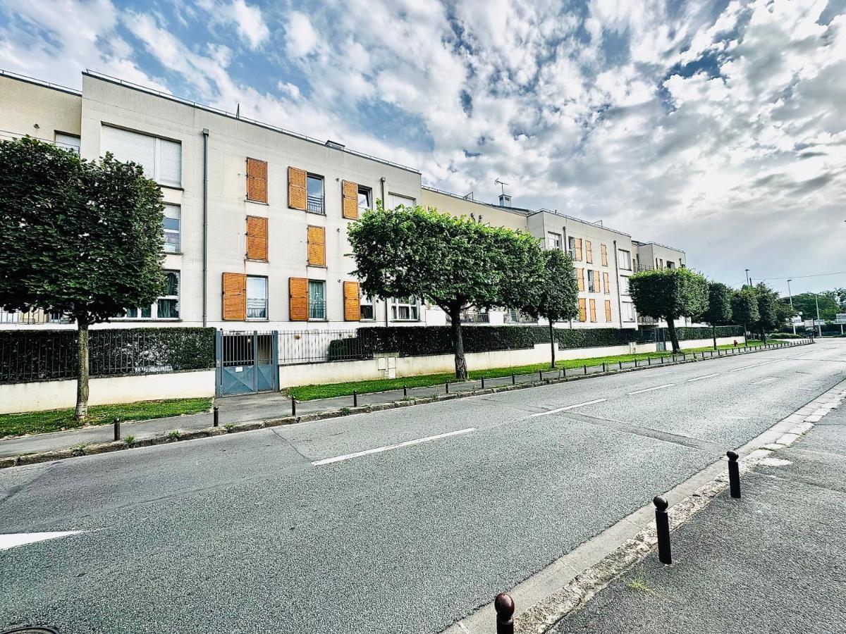 Btobed - Location Professionnelle - Appartement 4 Personnes Parking Gratuit - Proche Parc Des Expositions Et Aeroport Cdg Villepinte  Exterior foto